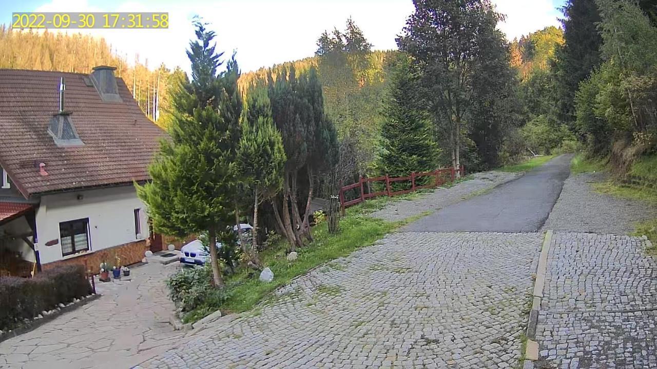Monteur- Und Ferienwohnung Waldrauschen Fehrenbach エクステリア 写真