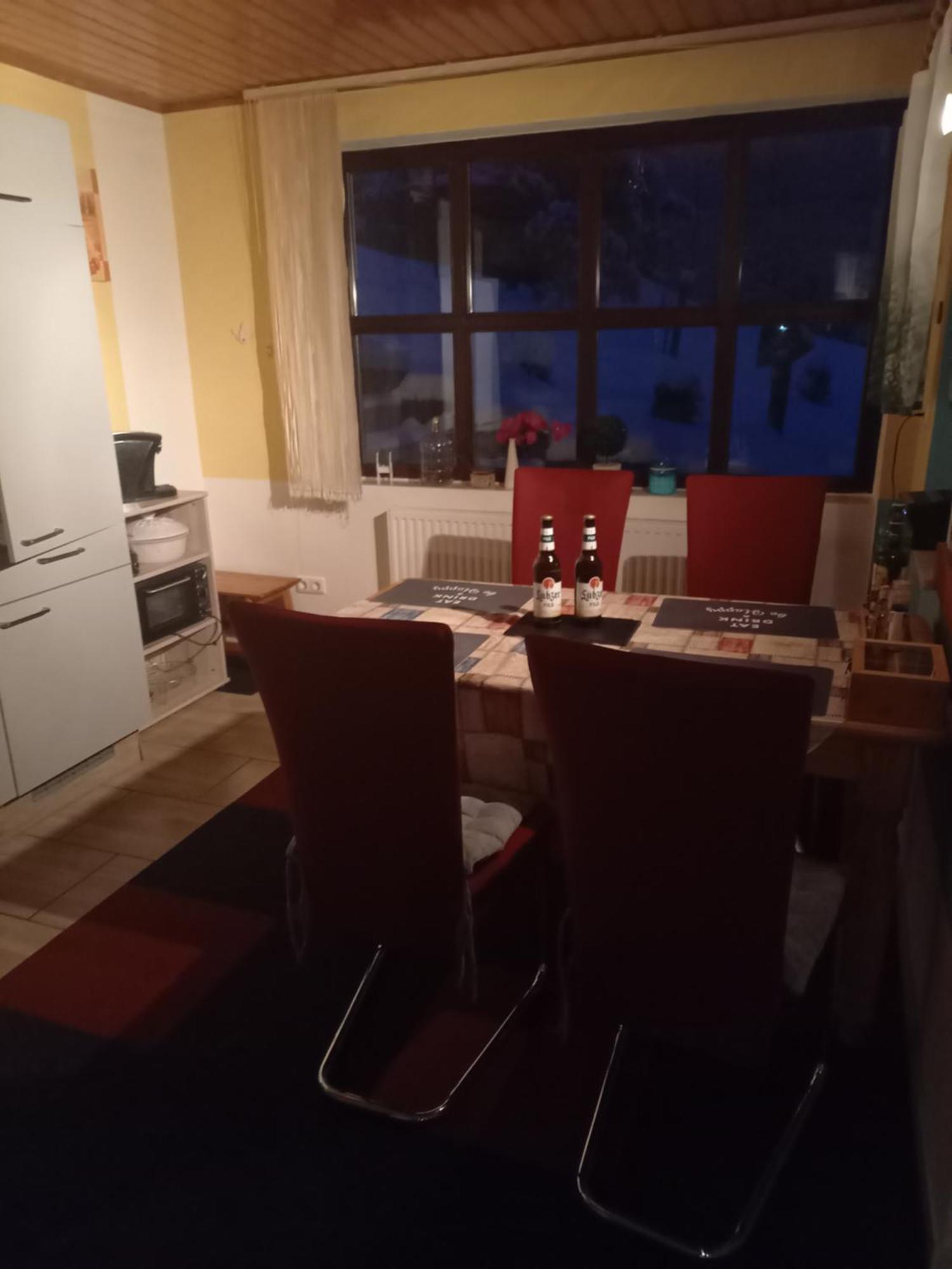 Monteur- Und Ferienwohnung Waldrauschen Fehrenbach エクステリア 写真