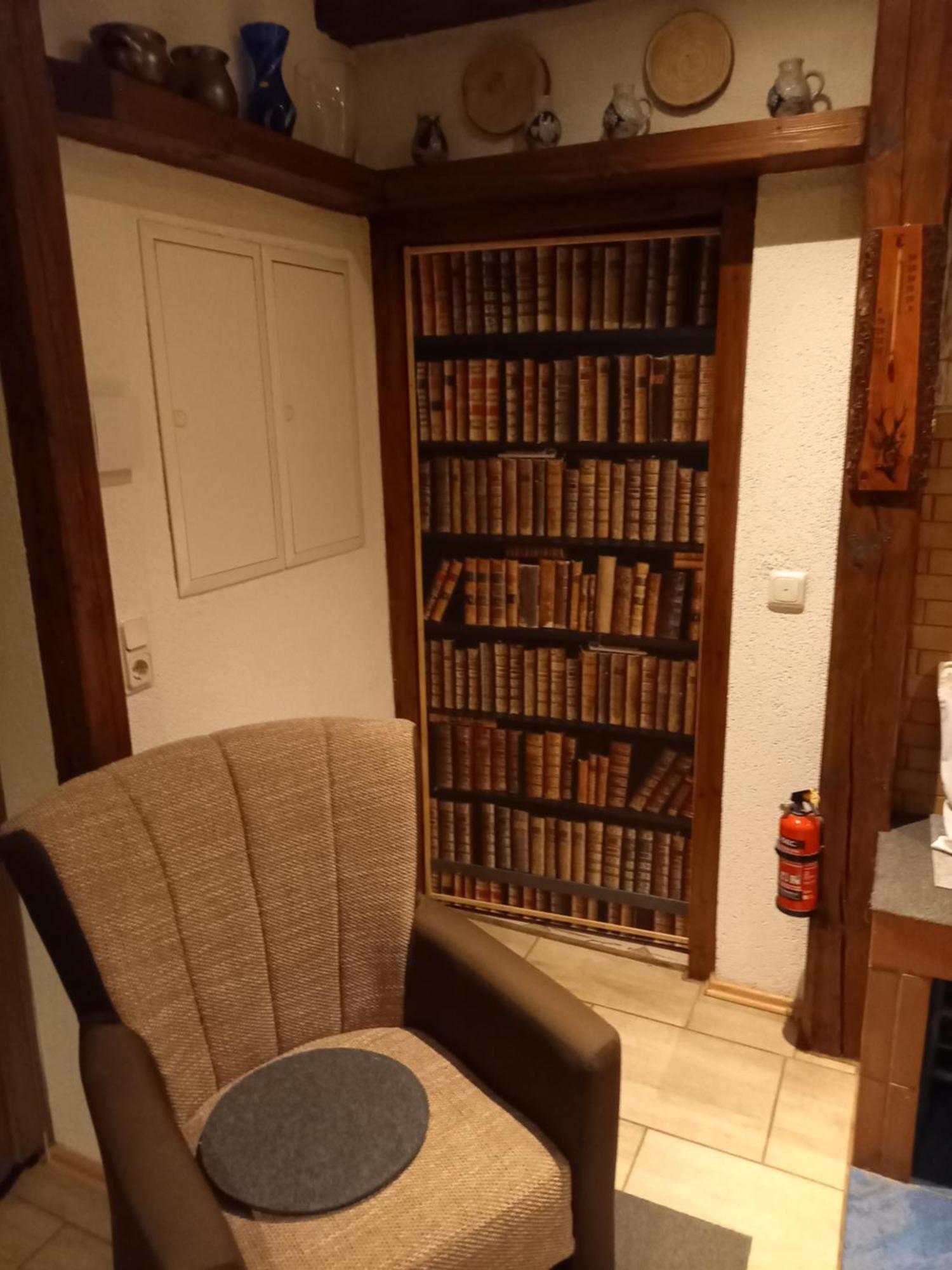 Monteur- Und Ferienwohnung Waldrauschen Fehrenbach エクステリア 写真