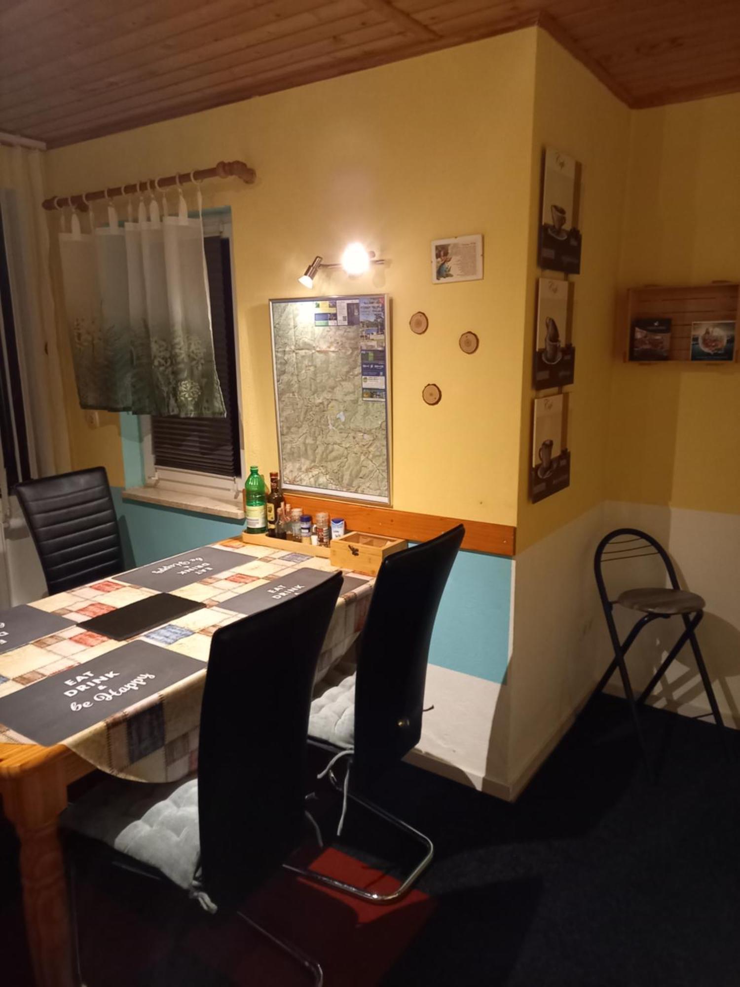 Monteur- Und Ferienwohnung Waldrauschen Fehrenbach エクステリア 写真